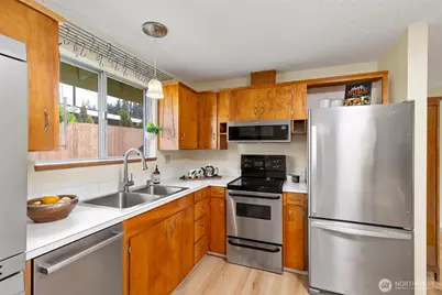 2602 Dodge Street NE, Bremerton, WA 98310 - Photo 9