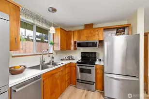 2602 Dodge Street NE, Bremerton, WA 98310 - Photo 9