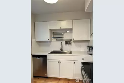 4840 Terrace Drive NE #4840, Seattle, WA 98105 - Photo 7