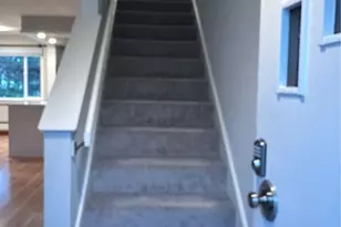 4840 Terrace Dr NE, Seattle, WA 98105 - Photo 9