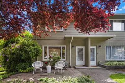 4840 Terrace Drive NE #4840, Seattle, WA 98105 - Photo 1