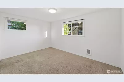 4827 Diamond Boulevard SW, Lakewood, WA 98499 - Photo 11