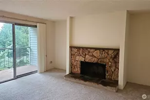 4737 W Lake Sammamish Pkwy SE, Issaquah, WA 98027 - Photo 11