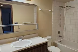 4737 W Lake Sammamish Pkwy SE, Issaquah, WA 98027 - Photo 7