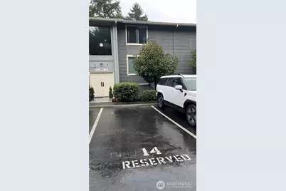 4737 W Lake Sammamish Pkwy SE #A208, Issaquah, WA 98027 - Photo 5