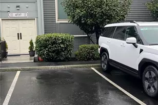 4737 W Lake Sammamish Pkwy SE, Issaquah, WA 98027 - Photo 5