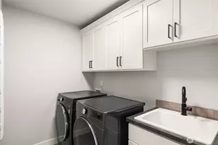 23070 SE Evergreen St, Black Diamond, WA 98010 - Photo 29