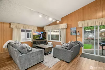 3542 43rd Avenue W, Seattle, WA 98199 - Photo 7