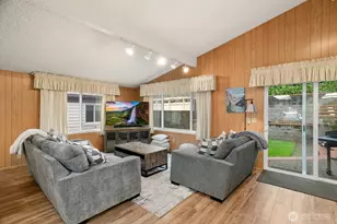 3542 43rd Ave W, Seattle, WA 98199 - Photo 7