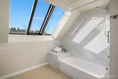 3030 80th Avenue SE #306, Mercer Island, WA 98040 - Photo 25