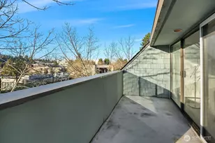 3030 80th Ave SE, Mercer Island, WA 98040 - Photo 15