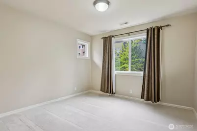 721 Lingering Pine Drive NW, Issaquah, WA 98027 - Photo 37