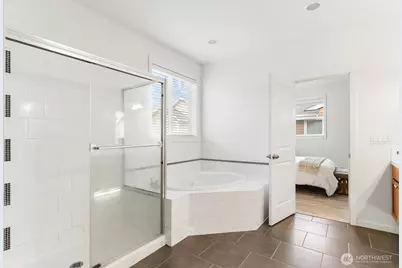 24015 221st Lane SE, Maple Valley, WA 98038 - Photo 17