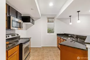 24015 221st Ln SE, Maple Valley, WA 98038 - Photo 27