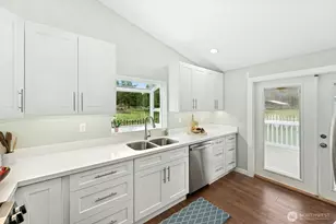 8001 Van Decar Rd SE, Port Orchard, WA 98367 - Photo 7