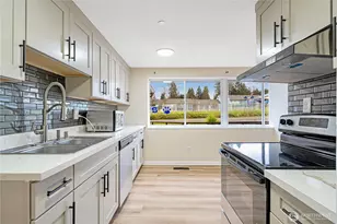 15520 30th Ave NE, Shoreline, WA 98155 - Photo 7