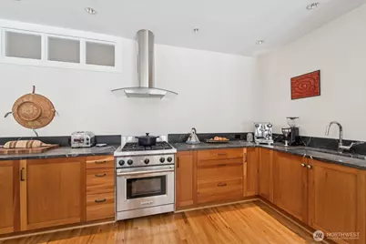 2809 1/2 Mount Rainier Drive S #4, Seattle, WA 98144 - Photo 9