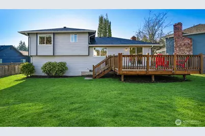 719 213 Street SE, Bothell, WA 98021 - Photo 3