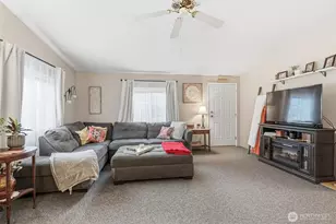 129 Arlington Pl, Longview, WA 98632 - Photo 5