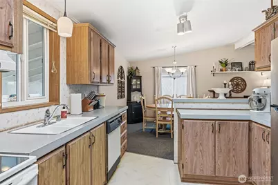 129 Arlington Place, Longview, WA 98632 - Photo 13