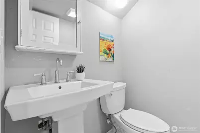 2431 Evergreen Point Rd, Medina, WA 98039 - Photo 35