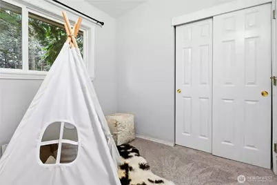 2431 Evergreen Point Rd, Medina, WA 98039 - Photo 25