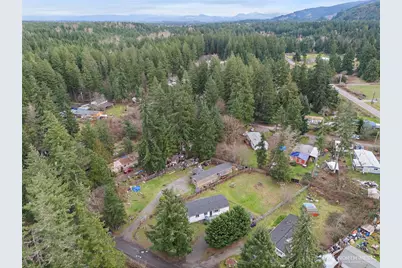 16503 Village Drive SE, Rainier, WA 98576 - Photo 25