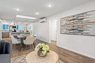 4853 42nd Ave SW, Seattle, WA 98116 - Photo 3