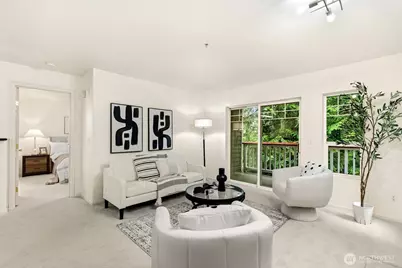 18501 SE Newport Way #H237, Issaquah, WA 98027 - Photo 3