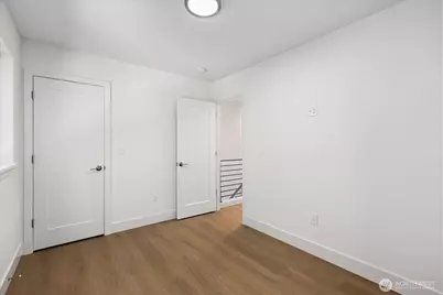 2349 NE 127th Street #B, Seattle, WA 98125 - Photo 23