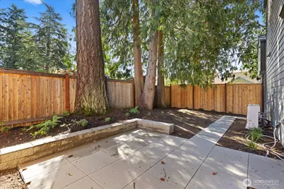 2349 NE 127th Street #B, Seattle, WA 98125 - Photo 25