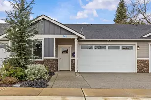 742 Parkland Loop, Sedro-Woolley, WA 98284 - Photo 1