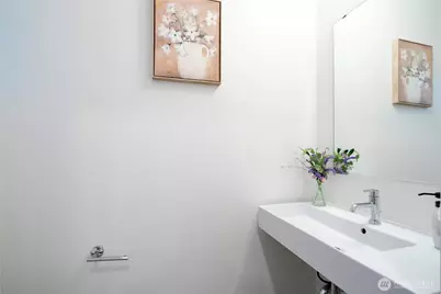 12526 15th Avenue NE #B, Seattle, WA 98125 - Photo 13