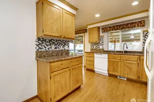 29123 41 Street Ct S, Auburn, WA 98001 - Photo 5