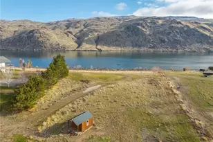 150 Starr Rd, Pateros, WA 98846 - Photo 1