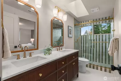 11503 Bartlett Avenue NE, Seattle, WA 98125 - Photo 21