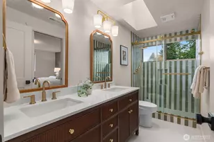 11503 Bartlett Ave NE, Seattle, WA 98125 - Photo 21