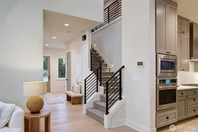 8722 128th Avenue NE, Kirkland, WA 98033 - Photo 3