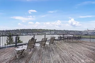 655 Crockett St, Seattle, WA 98109 - Photo 27