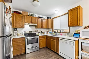 15215 Larch Way, Lynnwood, WA 98087 - Photo 13