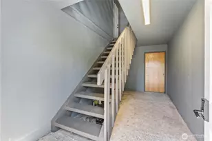 9405 S Ash St, Tacoma, WA 98444 - Photo 9