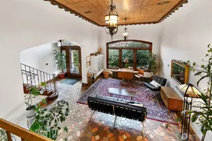 220 W Olympic Pl, Seattle, WA 98119 - Photo 17