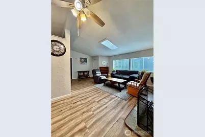 9065 Steele Creek Loop NE, Bremerton, WA 98311 - Photo 5