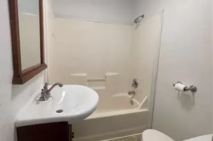 903 Howard St, Raymond, WA 98577 - Photo 7