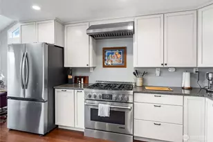 11410 Gravelly Lake Dr SW, Lakewood, WA 98499 - Photo 11