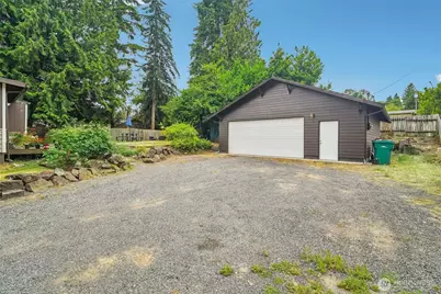 23716 Locust Way, Bothell, WA 98021 - Photo 5