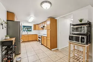 23716 Locust Wy, Bothell, WA 98021 - Photo 11