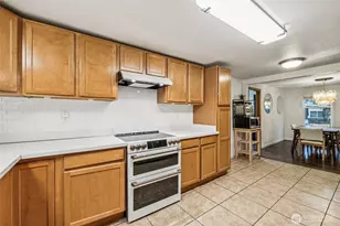 23716 Locust Wy, Bothell, WA 98021 - Photo 11