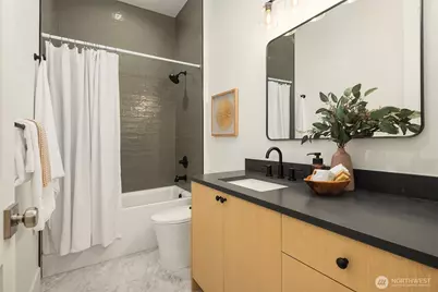 818 165th Avenue NE, Bellevue, WA 98008 - Photo 13