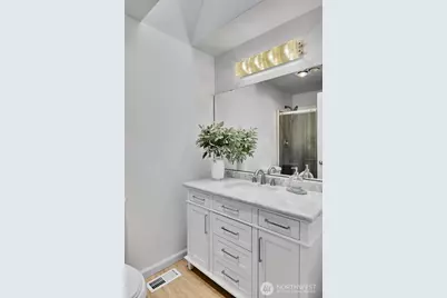 12419 NE 107th Place, Kirkland, WA 98033 - Photo 15